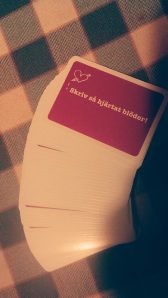 Skrivkortlek Skriv så hjärtat blöder!